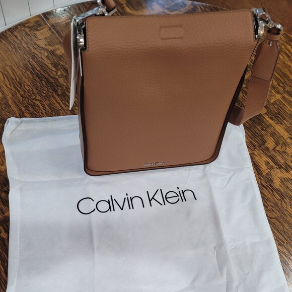 Calvin Klein Crossbody Bag. Large Caramel Silvertone Hardware Adjustable Strap. - Picture 7 of 15
